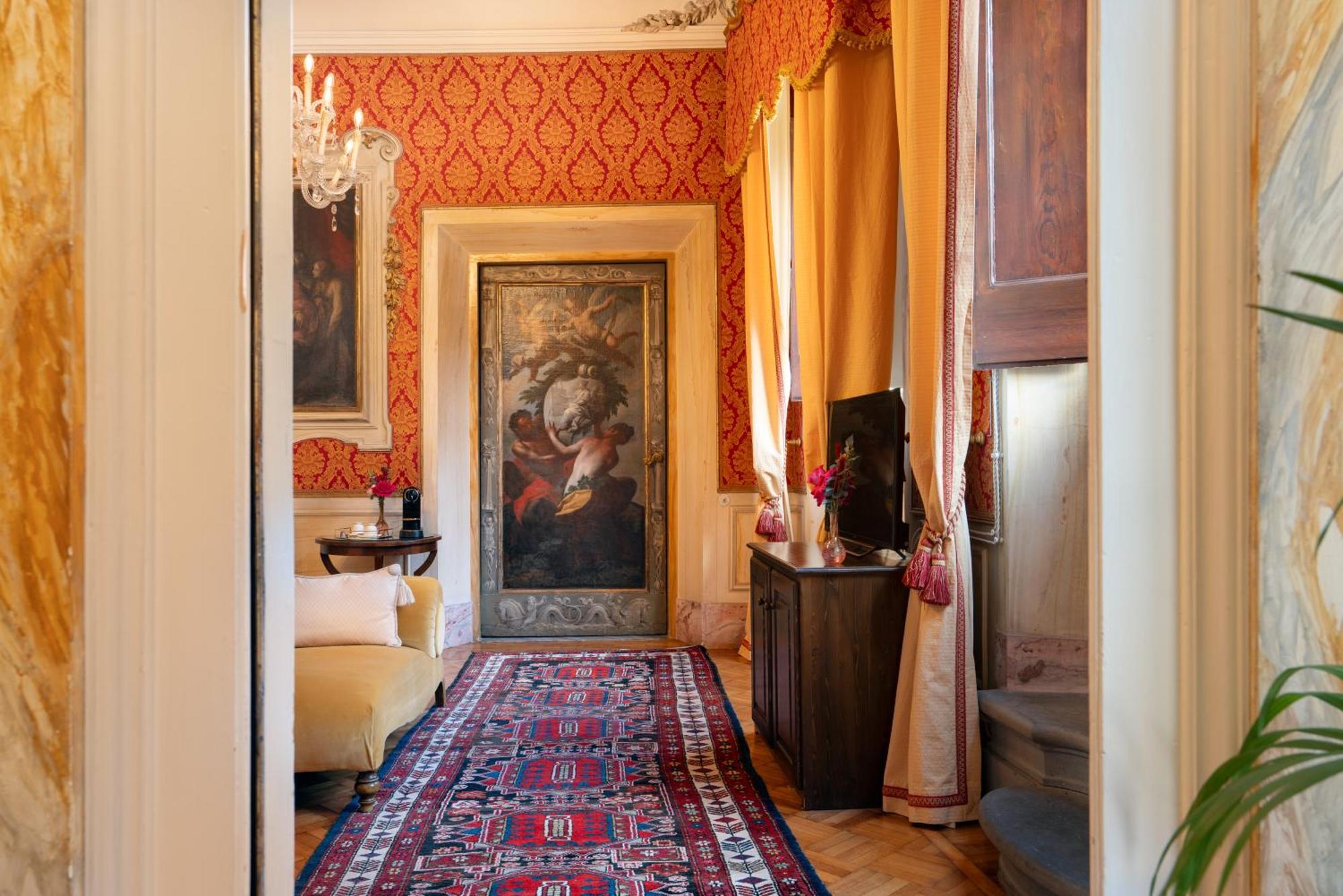 Piazza Pitti Palace - Residenza D'Epoca Флоренция Экстерьер фото