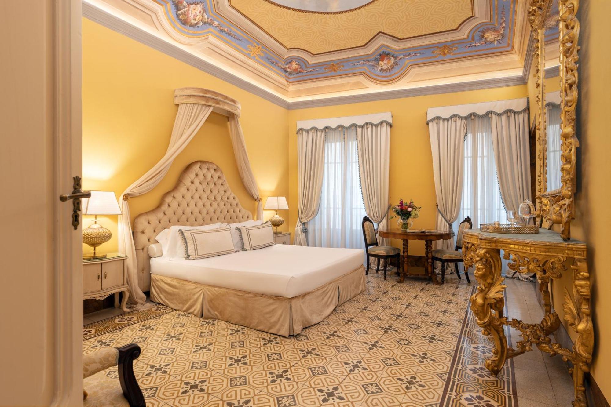 Piazza Pitti Palace - Residenza D'Epoca Флоренция Экстерьер фото