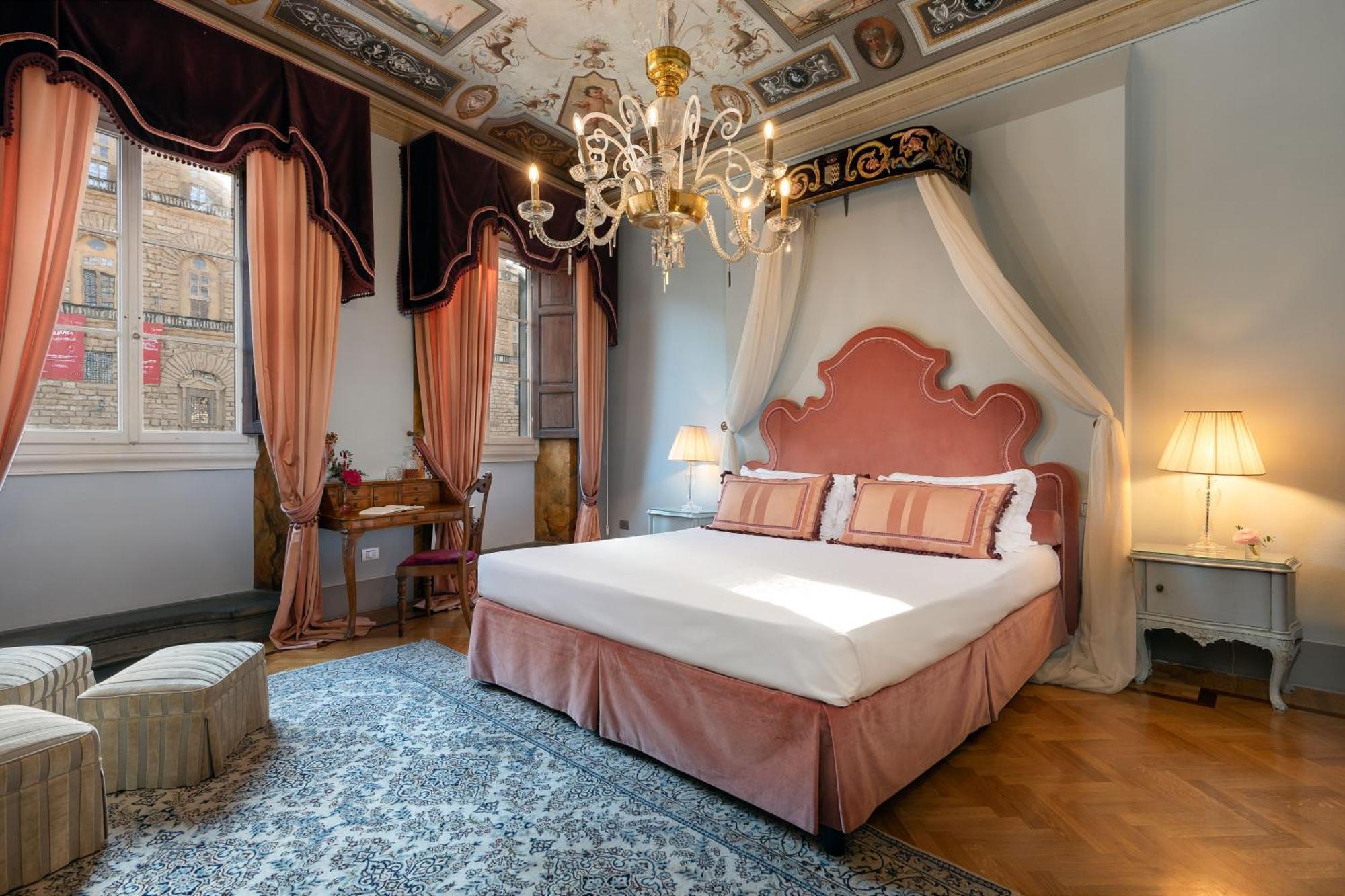 Bed and Breakfast Piazza Pitti Palace - Residenza D'Epoca Флоренция Экстерьер фото