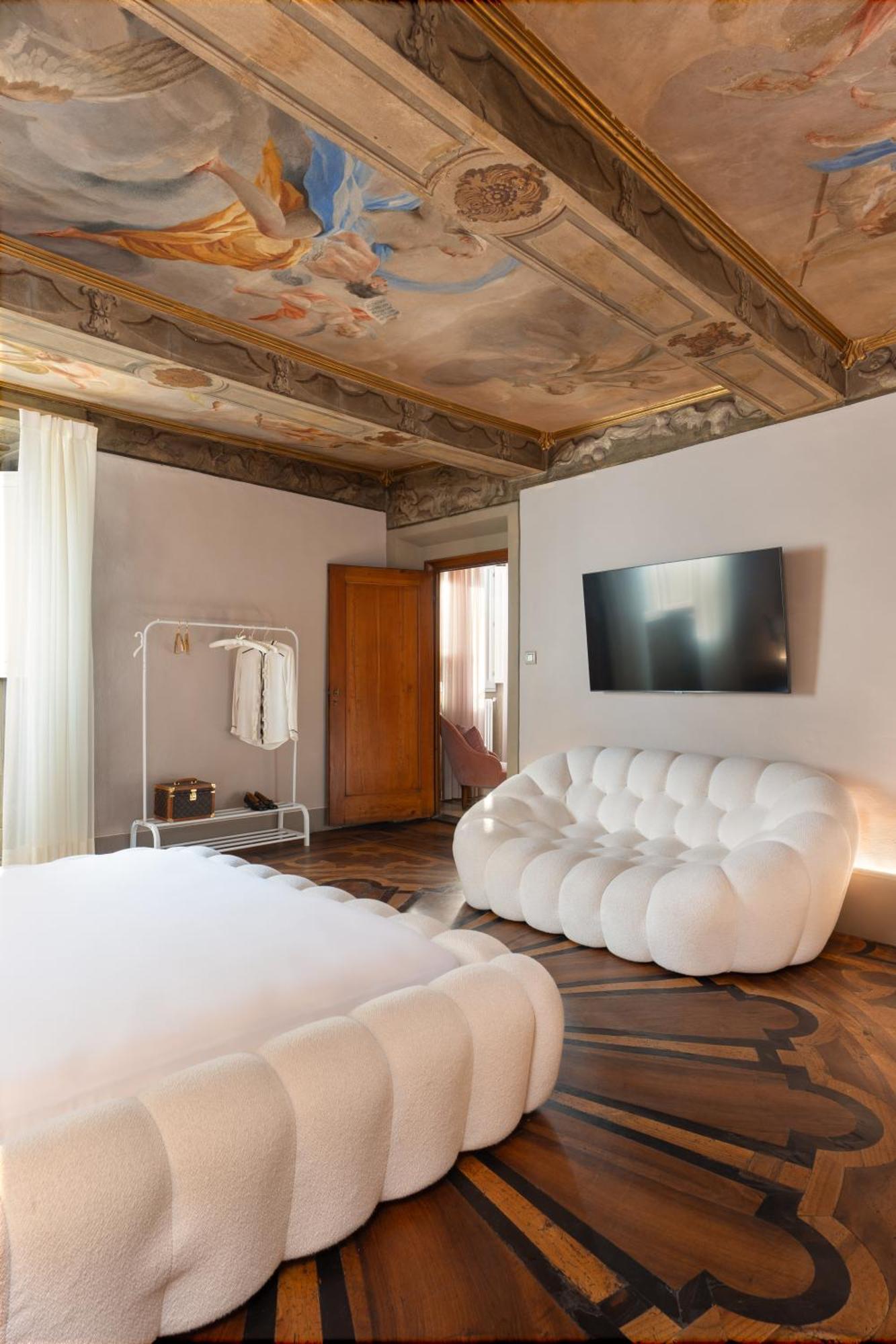 Piazza Pitti Palace - Residenza D'Epoca Флоренция Экстерьер фото